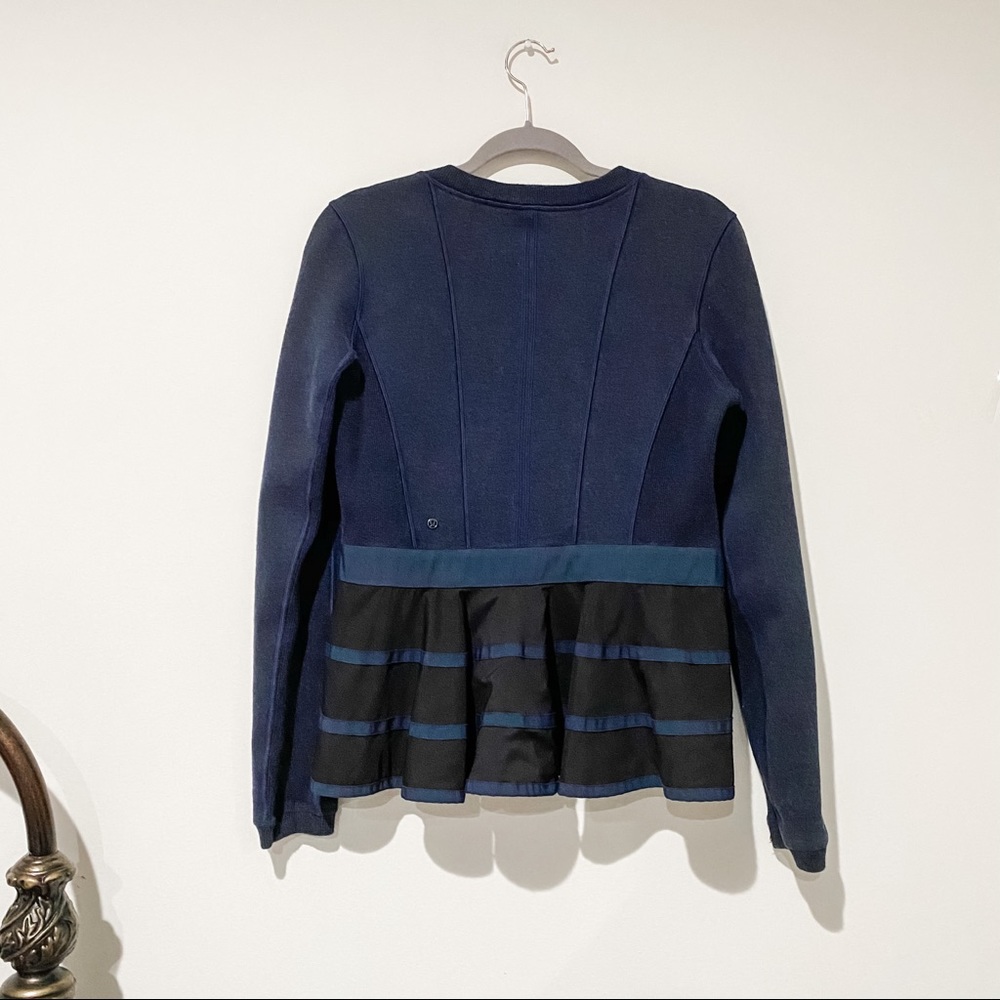 Lululemon peplum pullover